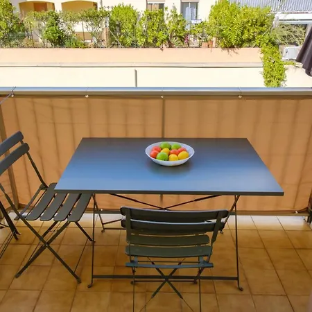 With Balcony 50 M From The *