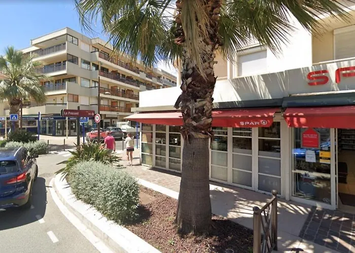 With Balcony 50 M From The *