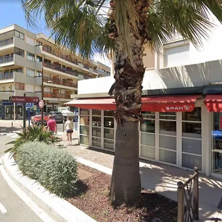 With Balcony 50 M From The *